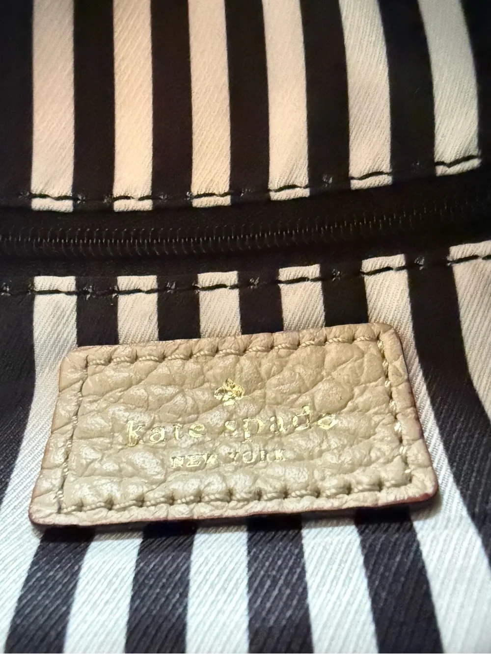 Kate Spade Two-Tone Black and Cream Leather Crossbody Bag